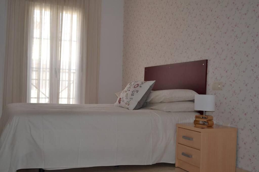 Precioso Apartamento En Primera Linea De Playa En Caleta De Velez Bagian luar foto