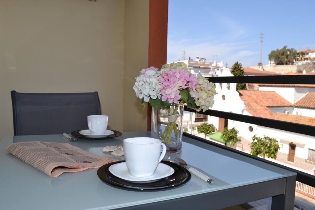 Precioso Apartamento En Primera Linea De Playa En Caleta De Velez Bagian luar foto